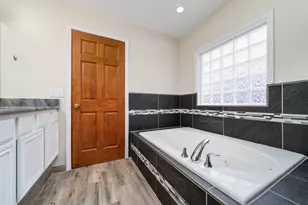 12441 Woodcrest Ln, Roscoe, IL 61073 - Photo 22