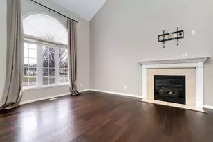 12441 Woodcrest Ln, Roscoe, IL 61073 - Photo 8