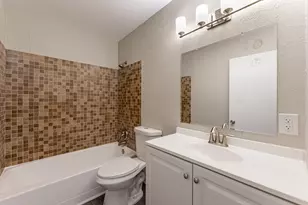 1450 Winter Dr, Freeport, IL 61032 - Photo 14