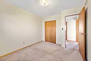 1319 Rutledge Rd, Bloomington, IL 61704 - Photo 16