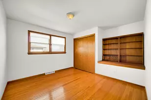 17024 Kimbark Ave, South Holland, IL 60473 - Photo 14