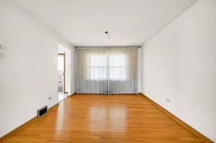 17024 Kimbark Ave, South Holland, IL 60473 - Photo 6