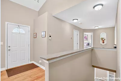 209 Geneva Lane, McHenry, IL 60051 - Photo 2