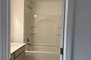 302 Kingsport Dr, South Elgin, IL 60177 - Photo 16