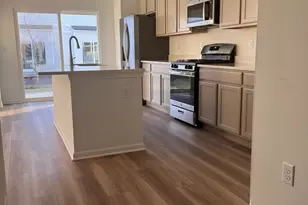 302 Kingsport Dr, South Elgin, IL 60177 - Photo 6