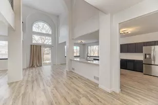 5610 Heartland Ct, Carpentersville, IL 60110 - Photo 24