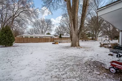 1013 E Main Street, Rockton, IL 61072 - Photo 32