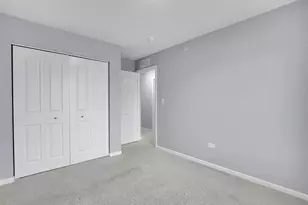 912 Bradford Dr, Naperville, IL 60563 - Photo 8