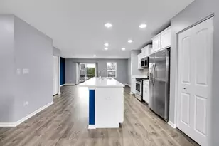 912 Bradford Dr, Naperville, IL 60563 - Photo 24