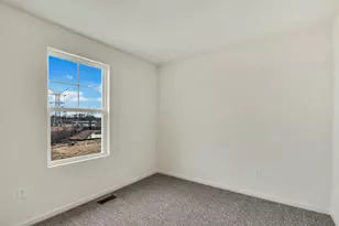 579 Yosemite Wy, Mundelein, IL 60060 - Photo 14