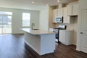 579 Yosemite Wy, Mundelein, IL 60060 - Photo 6