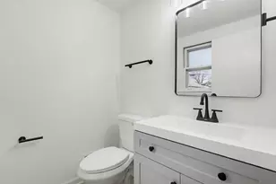 15108 Hamlin Ave, Midlothian, IL 60445 - Photo 10