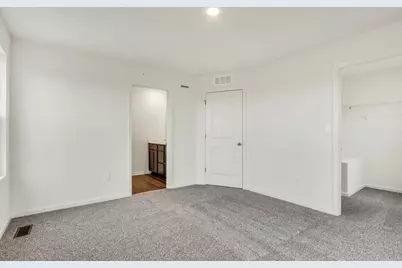 561 Yosemite Way, Mundelein, IL 60060 - Photo 14