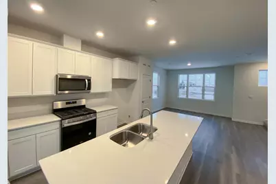 561 Yosemite Way, Mundelein, IL 60060 - Photo 10