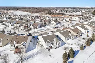 3251 Sheridan Ln, Mundelein, IL 60060 - Photo 2