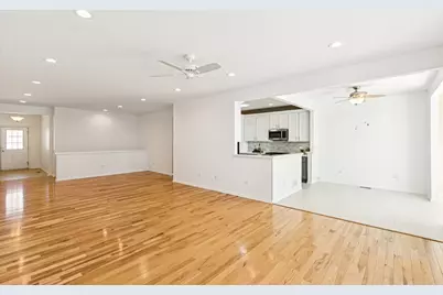 3251 Sheridan Lane, Mundelein, IL 60060 - Photo 8