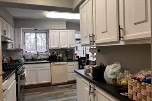 464 S President St, Carol Stream, IL 60188 - Photo 12