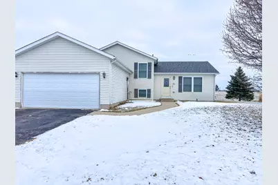 424 N Aspen Drive, Cortland, IL 60112 - Photo 2