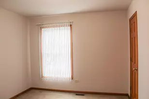 424 N Aspen Dr, Cortland, IL 60112 - Photo 14