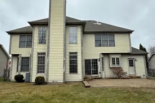 2512 Champion Rd, Naperville, IL 60564 - Photo 2