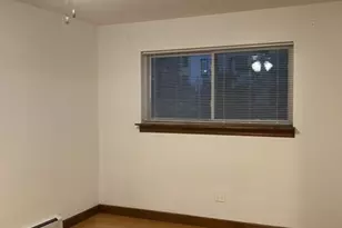 327 Wisconsin Ave, Oak Park, IL 60302 - Photo 8