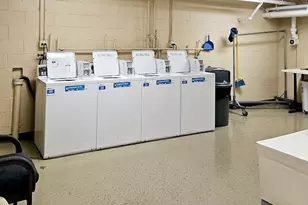 8712 Skokie Blvd, Skokie, IL 60076 - Photo 18