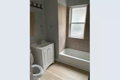 7535 S Vernon Avenue, Chicago, IL 60619 - Photo 4