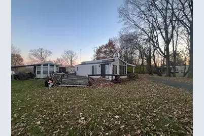 2795 28th Lot 1456 Road, Seneca, IL 61360 - Photo 2