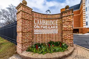 225 Lake Blvd, Buffalo Grove, IL 60089 - Photo 2