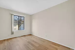 455 Kennedy Pl, Vernon Hills, IL 60061 - Photo 12