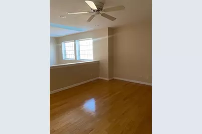 1626 S Luther Avenue, Oakbrook Terrace, IL 60181 - Photo 12