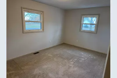 281 E Sprague Street, Bement, IL 61813 - Photo 8