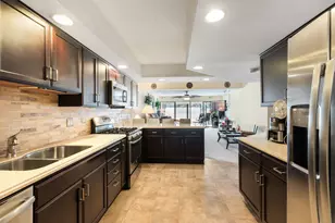 1S045 Spring Rd, Oakbrook Terrace, IL 60181 - Photo 2