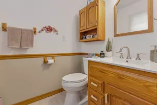 132 E Gladys Ave, Elmhurst, IL 60126 - Photo 10