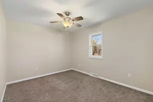 5135 Walnut Grove Dr, Poplar Grove, IL 61065 - Photo 14