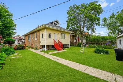 8521 S Loomis Boulevard, Chicago, IL 60620 - Photo 18