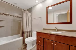 6628 Davis St, Morton Grove, IL 60053 - Photo 10