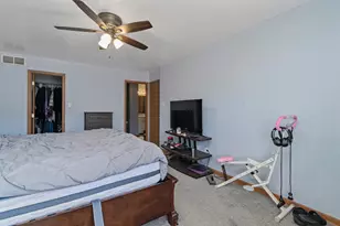 13910 Cambridge Cir, Plainfield, IL 60544 - Photo 16