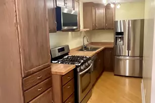 8232 Niles Center Rd, Skokie, IL 60077 - Photo 2