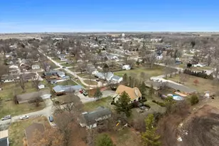 517 Sunrise Dr, Chenoa, IL 61726 - Photo 36