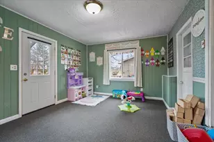 517 Sunrise Dr, Chenoa, IL 61726 - Photo 12