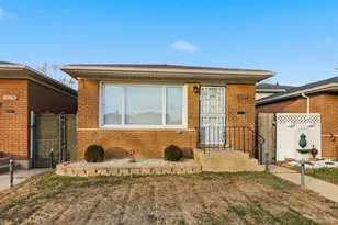 2754 E 127th St, Chicago, IL 60633 - Photo 1