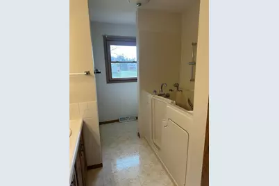 803 E Washington Street, Leroy, IL 61752 - Photo 28