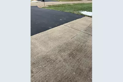 803 E Washington Street, Leroy, IL 61752 - Photo 44