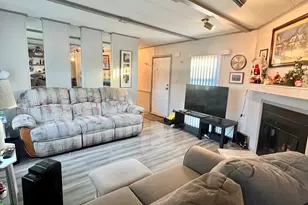 93 Oak Ave, Sandwich, IL 60548 - Photo 6