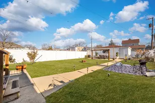 501 S 9th Ave, Maywood, IL 60153 - Photo 28