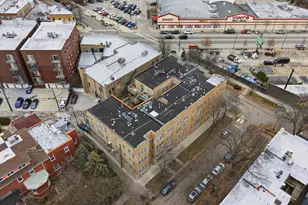 3808 W Belle Plaine Ave, Chicago, IL 60618 - Photo 22