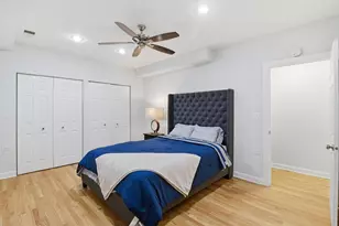 3808 W Belle Plaine Ave, Chicago, IL 60618 - Photo 14