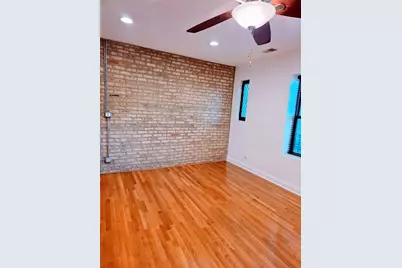 2544 W Hollywood Avenue #1, Chicago, IL 60659 - Photo 18