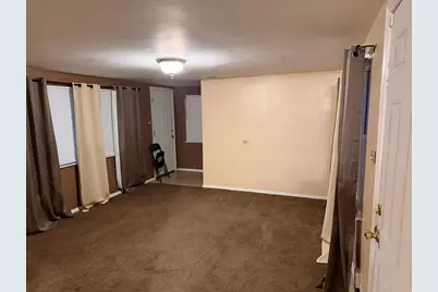 1367 Burnham Avenue, Calumet City, IL 60409 - Photo 6